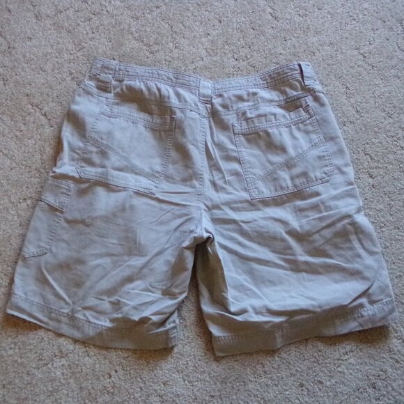 Columbia Tan Shorts 11" Inseam - Picture 3 of 3